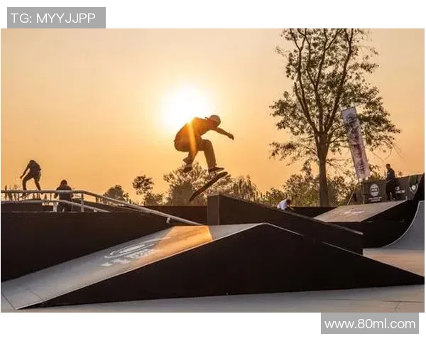 成都极限运动队边路渗透策略分析及其成败得失探讨